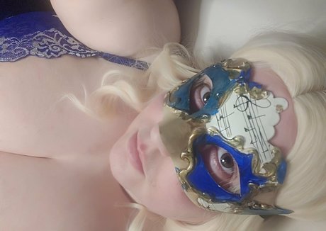maskedlibrarian pornstar nice img