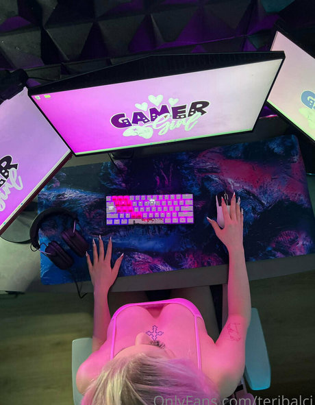 teribalci star sexy pic