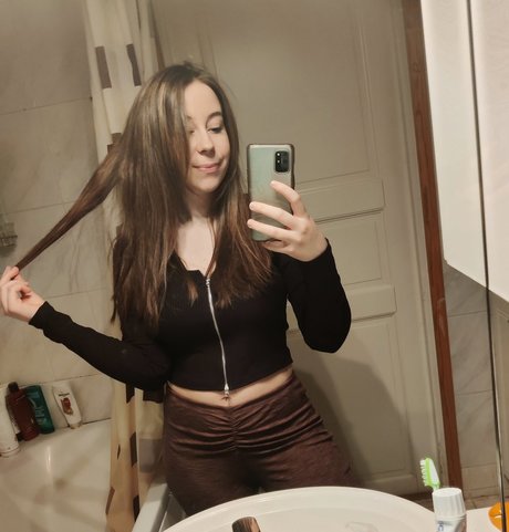 actuallyalisa pornstar pretty photo