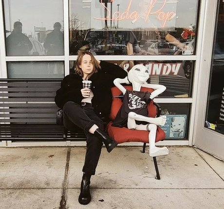 actuallyalisa exclusive pornstar gallery