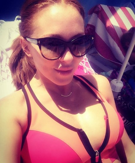 Natasha Hamilton porn model gallery