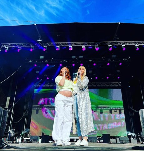 Natasha Hamilton nice star img