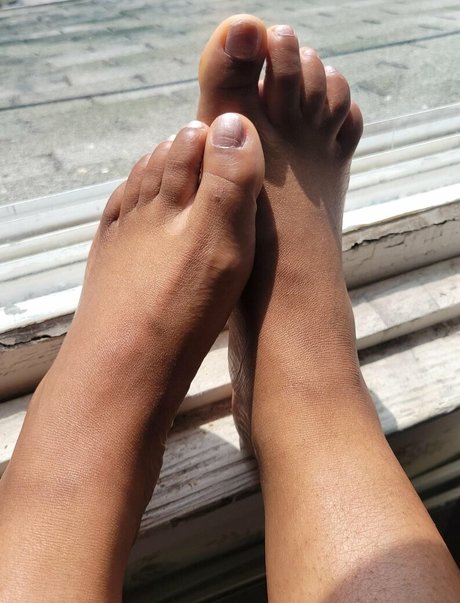 Nickey James nudes model pics