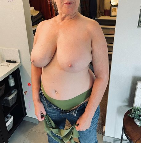 Smokey Chestnut star sex img