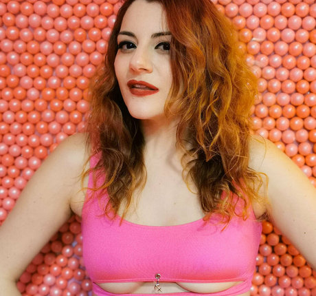 aprilrosefree naked star img