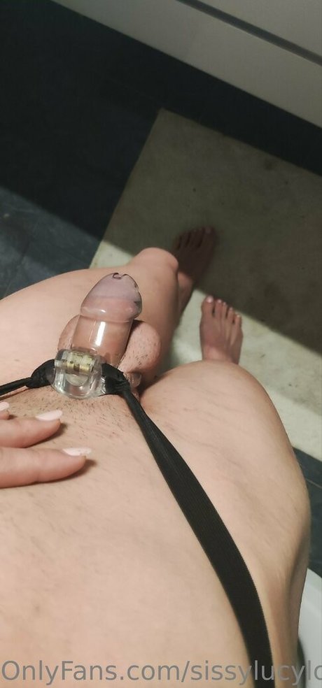 sissylucylove nudes model images