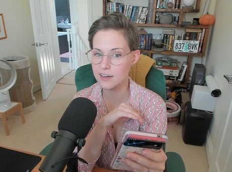 swim onlyfans art naked galleries