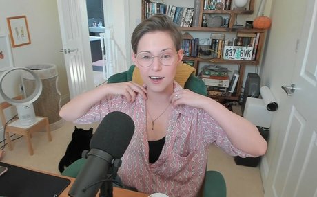 Dodger model porn images