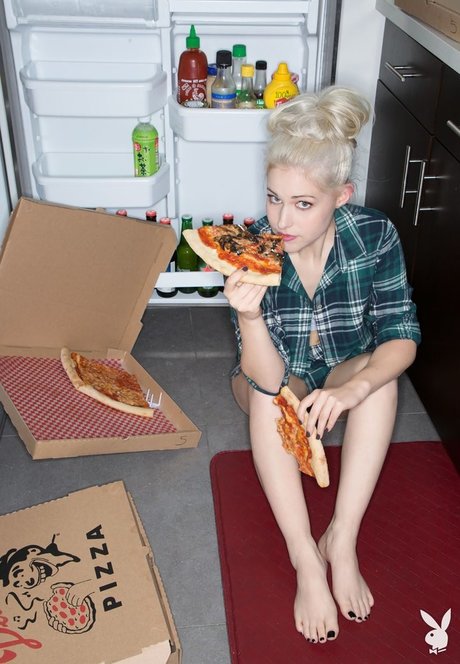 lesbian anal strapon onlyfans best image