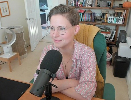 Dodger pornographic model archive