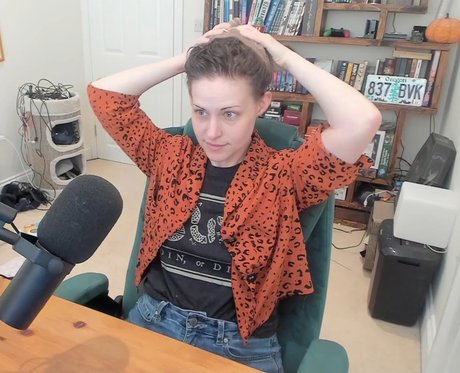 Dodger beautiful actress image