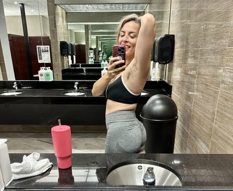 ThefruitsofEve pornstar pics