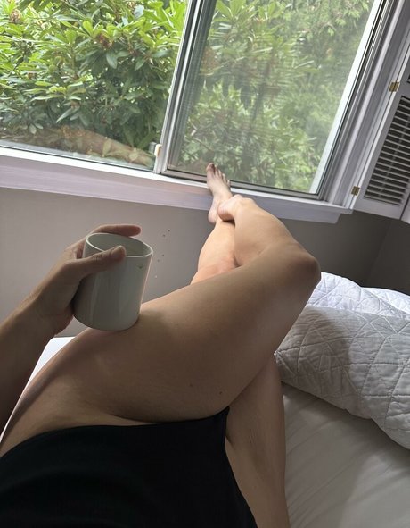 ThefruitsofEve naked pornstar picture