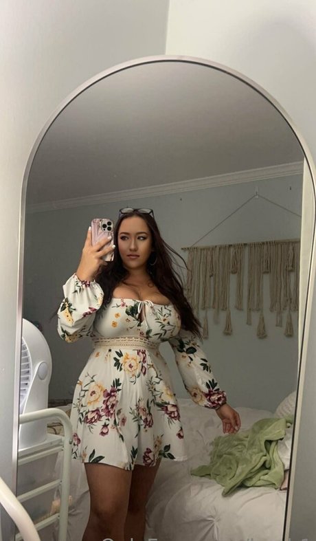 bayb1 perfect actress image