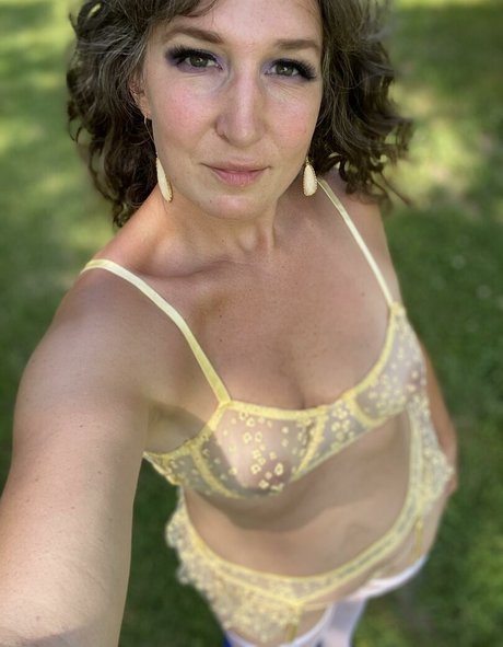 Laineymarie pornstar nudes photos