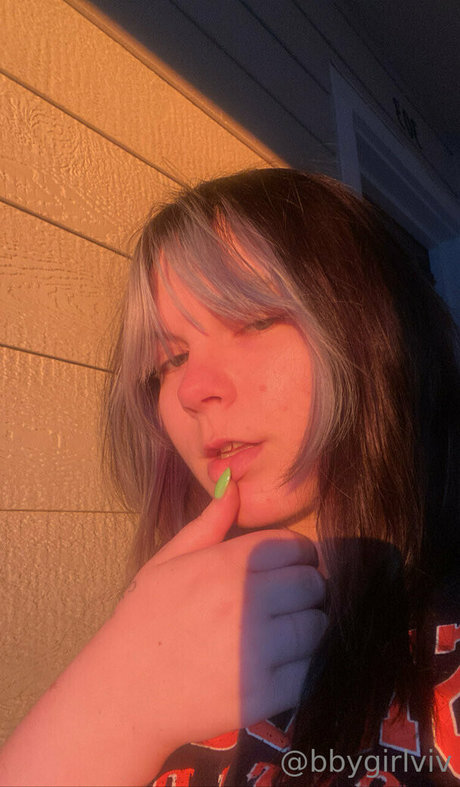 bbygirlviv model nude gallery