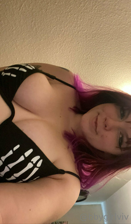 bbygirlviv model hd pics