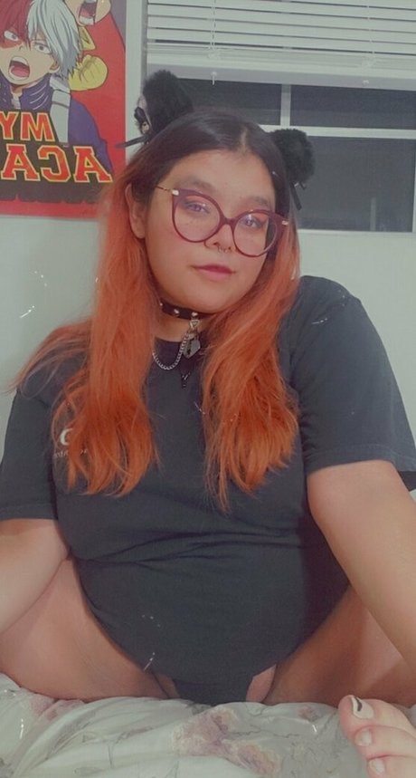 thigh high boots onlyfans hd picture