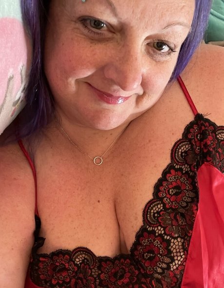 sunlovingchick model exclusive image