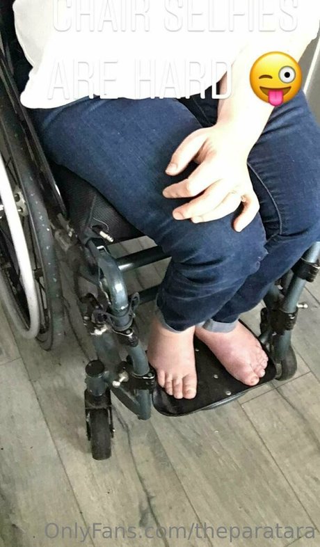 theparatara hot actress pics