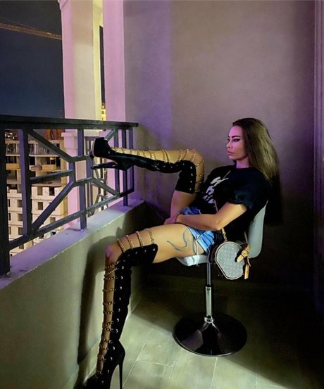 elena the beautiful beautiful star picture