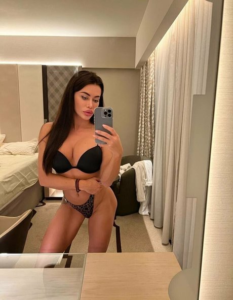 elena the beautiful model high quality galleries