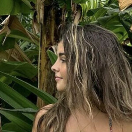 Emmy Bucher star hot picture