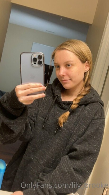 Lily Brooke porn star pic