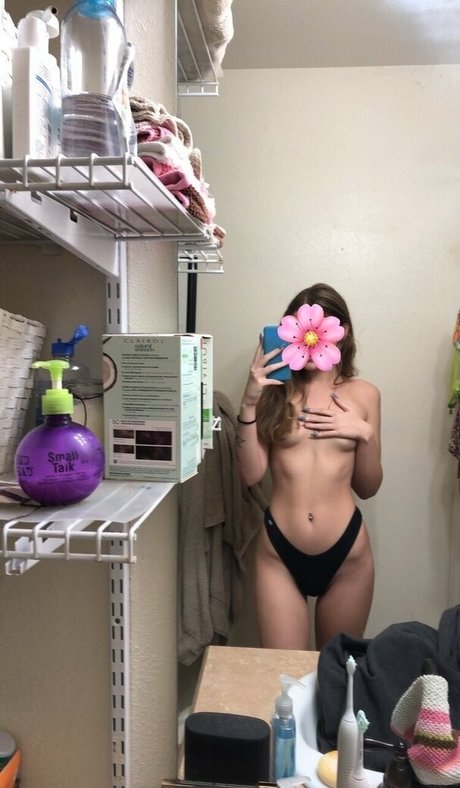 Unholynun model naked pictures