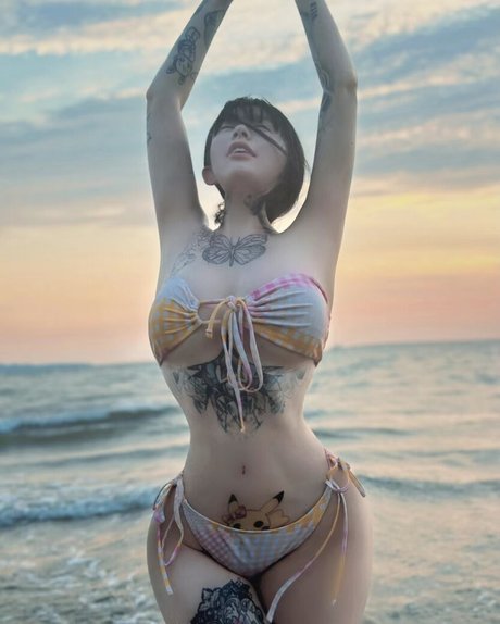 Tattoo Taozi model xxx pic