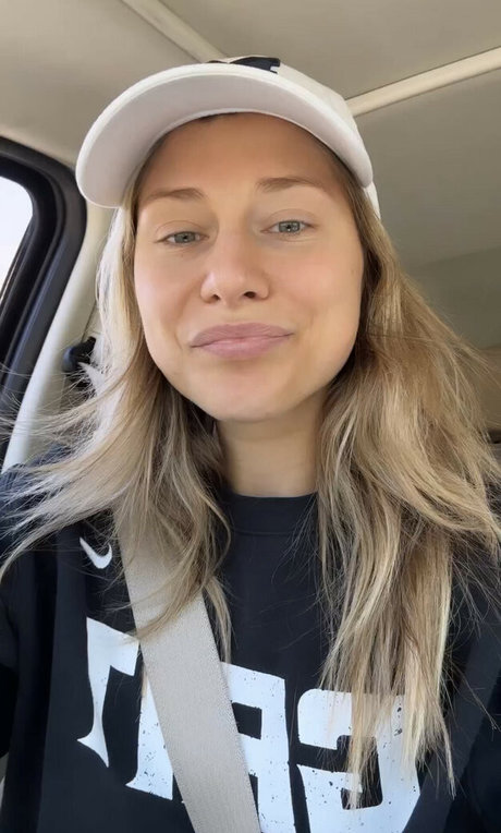 Dannie Rogers star naked pic