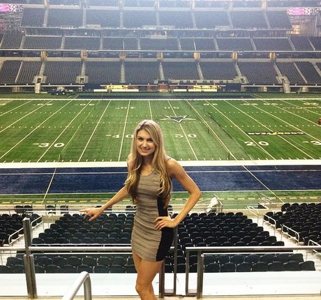 Krystal Gable hot model galleries