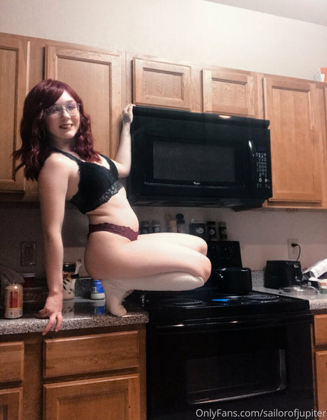 pawgjoanna art actress pic