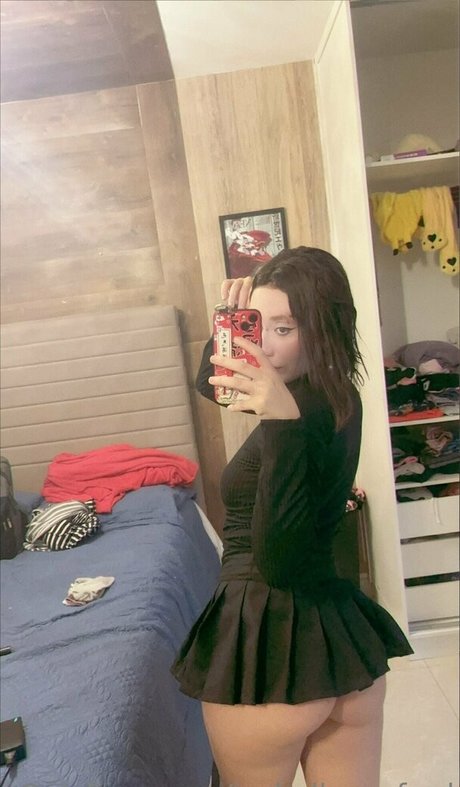 isabellasanford thumbnail