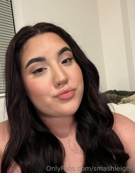 smashleighh nude actress images