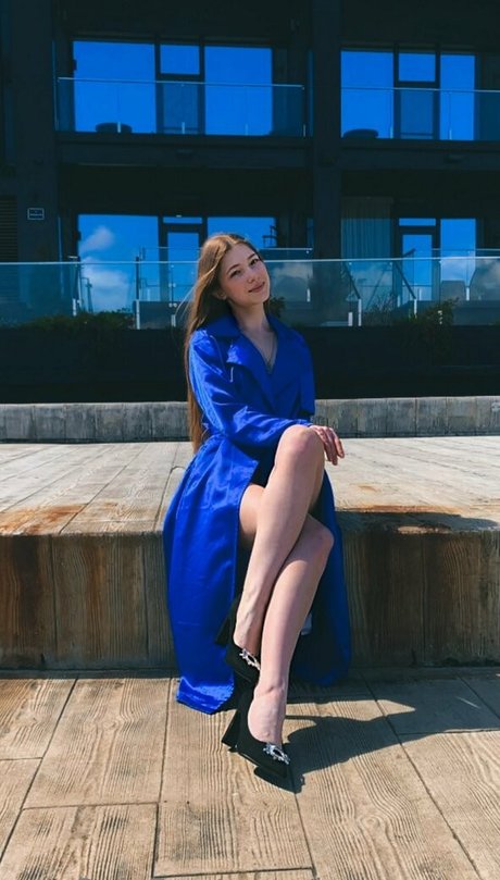 kate edem adult model pic