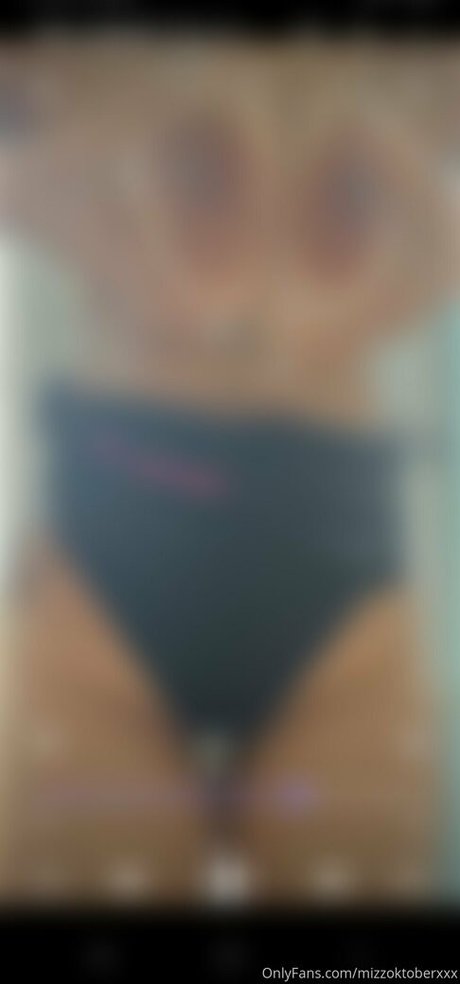 mizzoktoberxxx beautiful model image