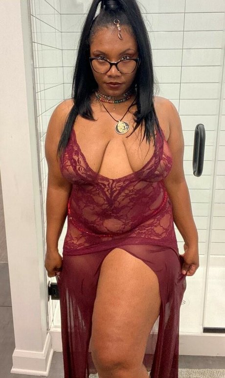 Fearlessaura sexy star pics