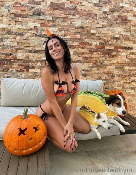 thewildwithyou pornographic model photo