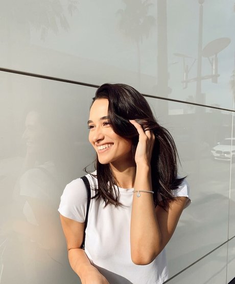 carlieauszler exclusive actress picture