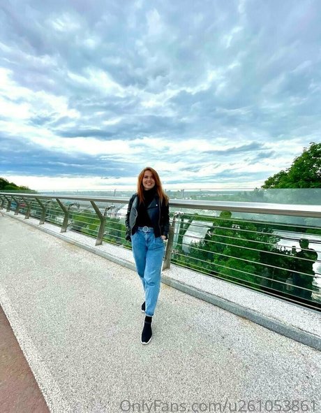 redfoxxxxxxx star erotic img