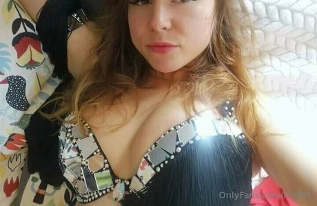 lili999 free actress archive