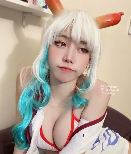 nahaneulll pretty pornstar photo