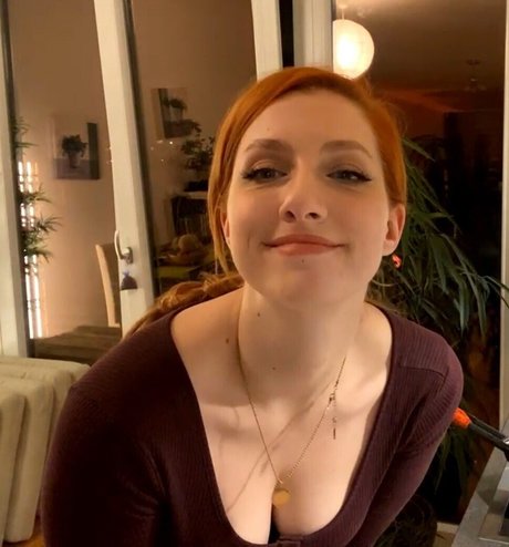 Lara Loft top pornstar pics