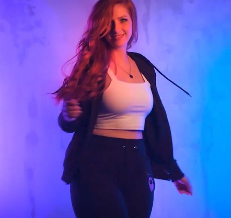 Lara Loft star hd photos