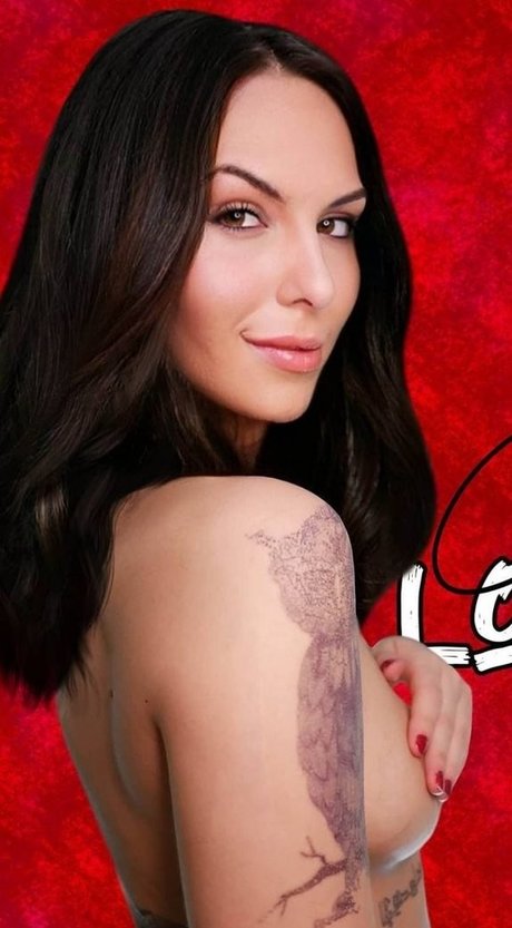 Ciny looney beautiful actress pics