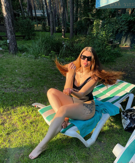 val candy exclusive star pics