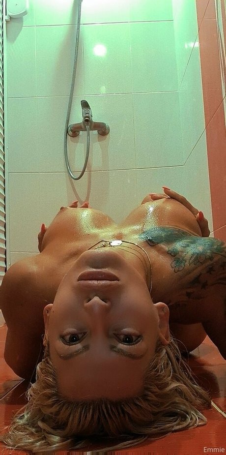 emmie six model top galleries