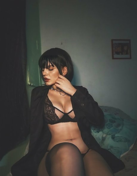 lucymeowt star best pic