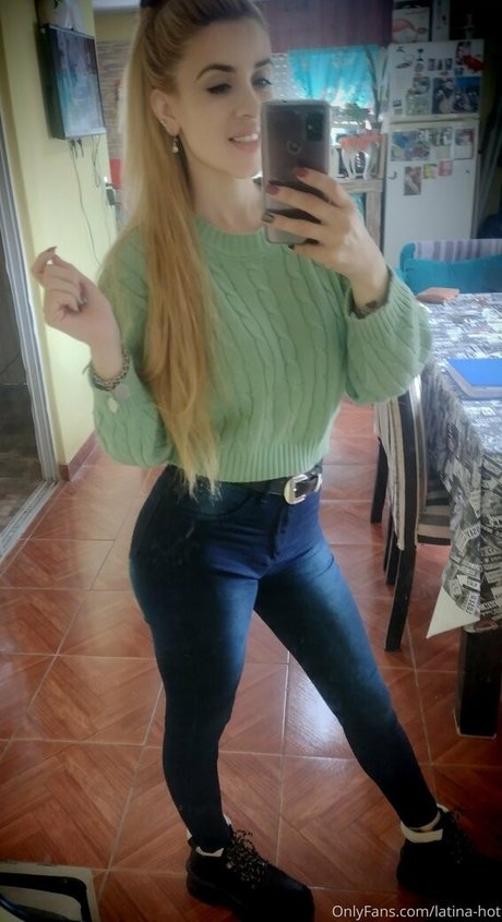 thedevilhot top actress pictures